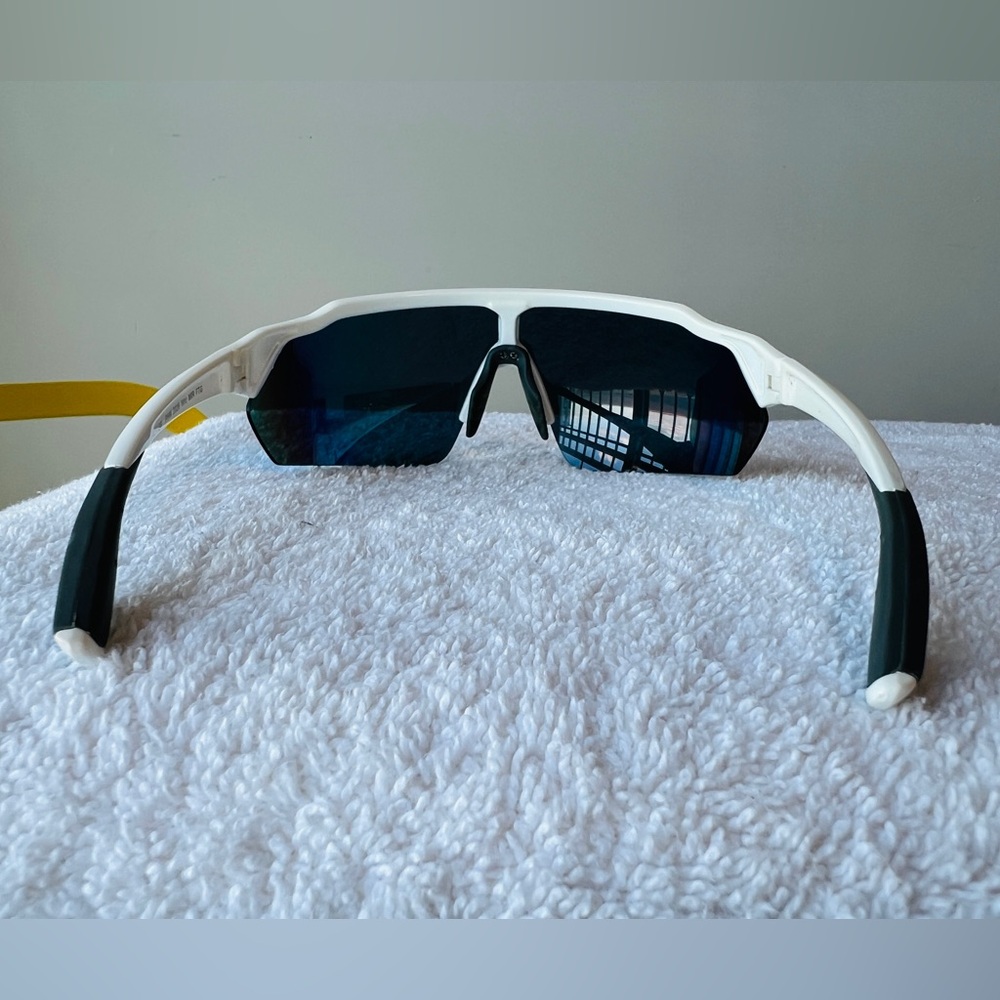 Men’s / Unisex Sunglasses - Two Pair - Green Wayfarer & White Rainbow Shield - Picture 3 of 10